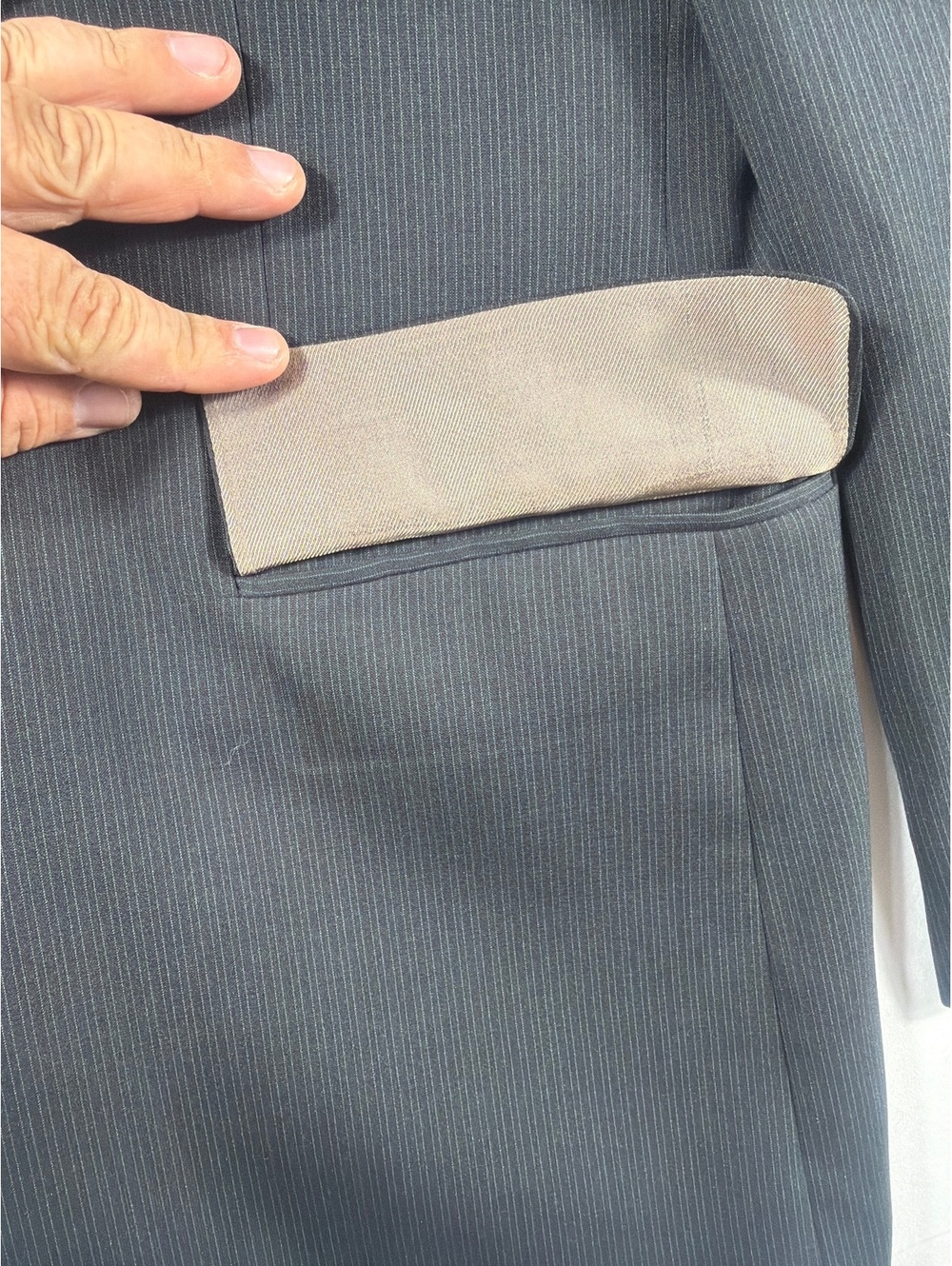 Perry Ellis Men's Dark Pinstripe Suit Jacket M40 REG - Picture 4 of 11